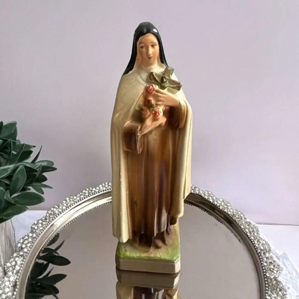Saint Theresa of Lisieux vintage chalkware statue, plaster figure; beautiful - Picture 1 of 7